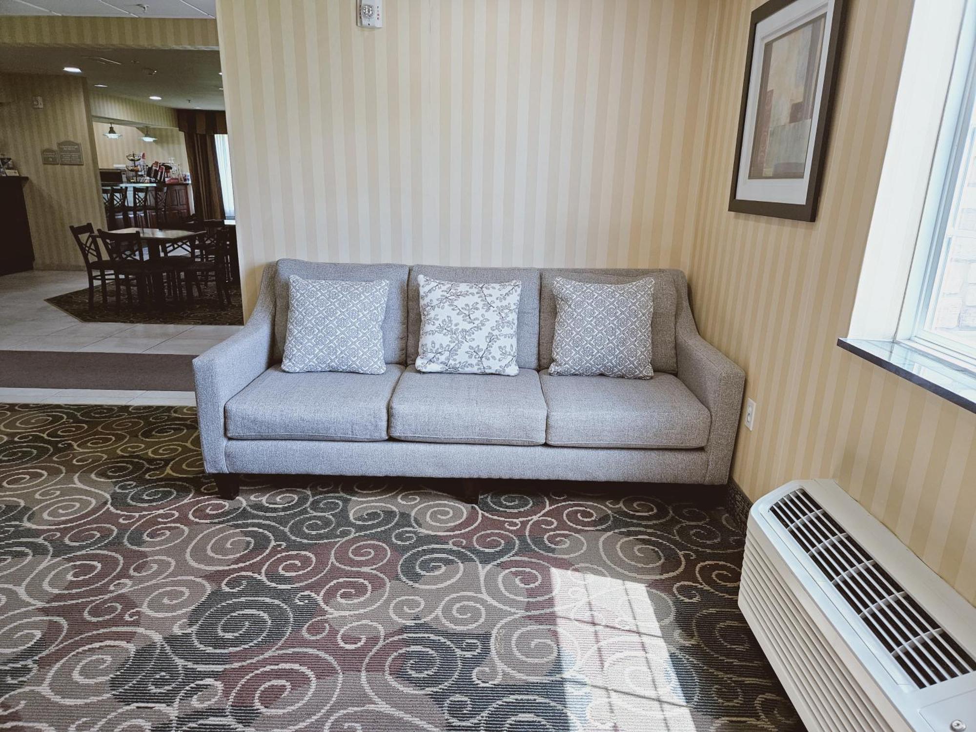 Cobblestone Inn & Suites - Bloomfield Kültér fotó