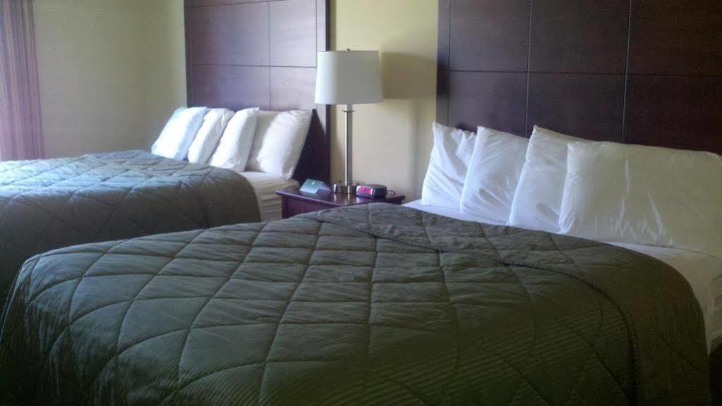 Cobblestone Inn & Suites - Bloomfield Kültér fotó